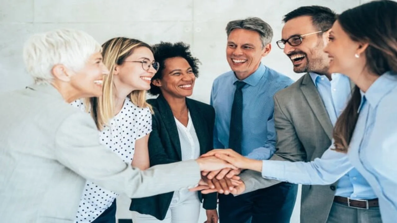 The Art of Leading People: Practical Tools for Team Success”<div class="post-tags single-post-tags"><span class="custom-tag">Tutorial: Video, materials, and English subtitles.</span><span class="asset-version-tag">Video: in English</span></div>